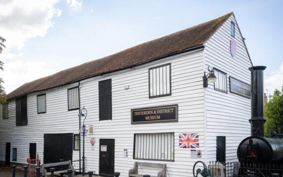 Caxton Lodge 22