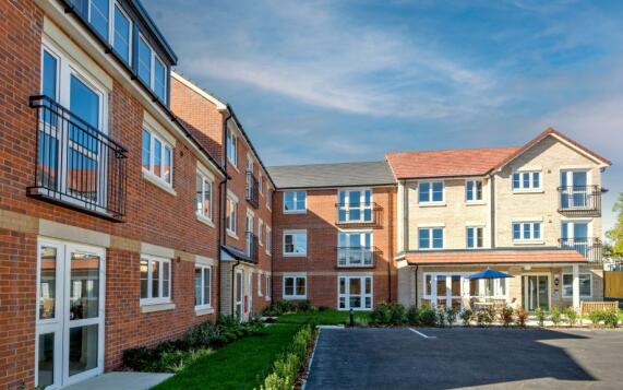 Cleves Lodge 2
