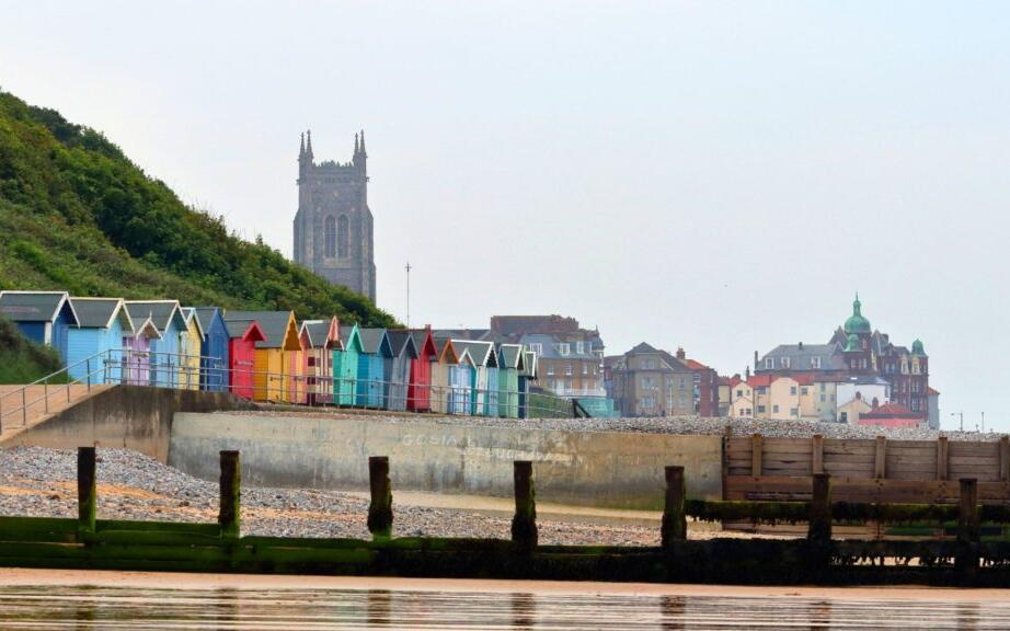 Cromer 12