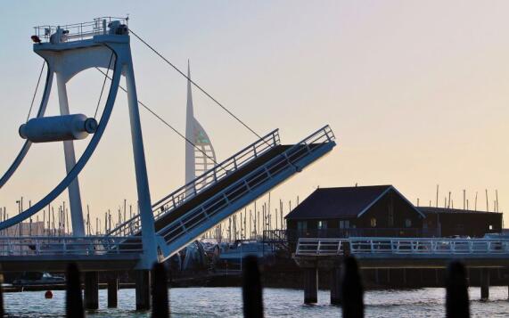 Lee on the Solent 11