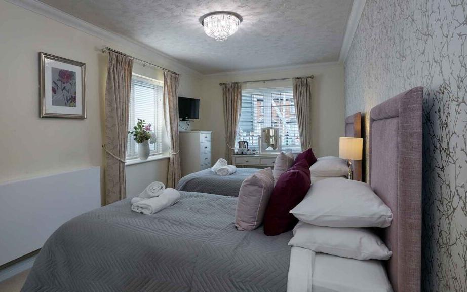 Oscar Lodge 15