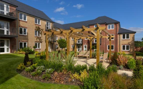 Otter Lodge 2