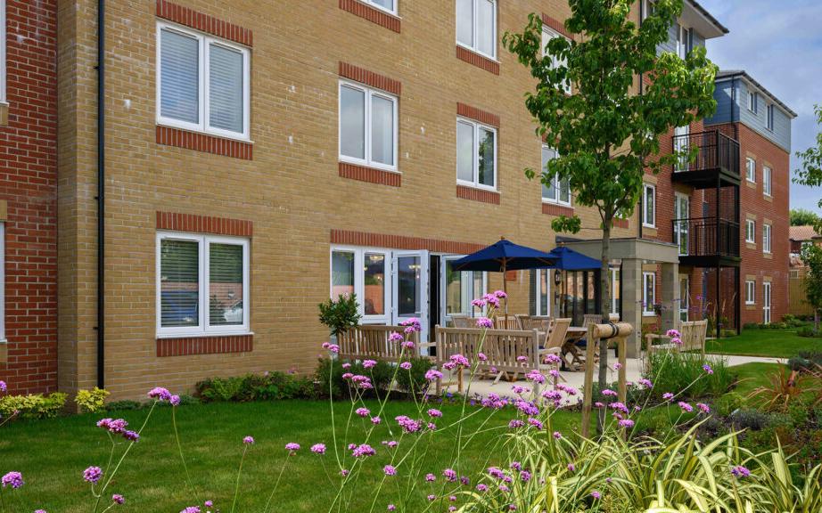 Thackeray Lodge 3