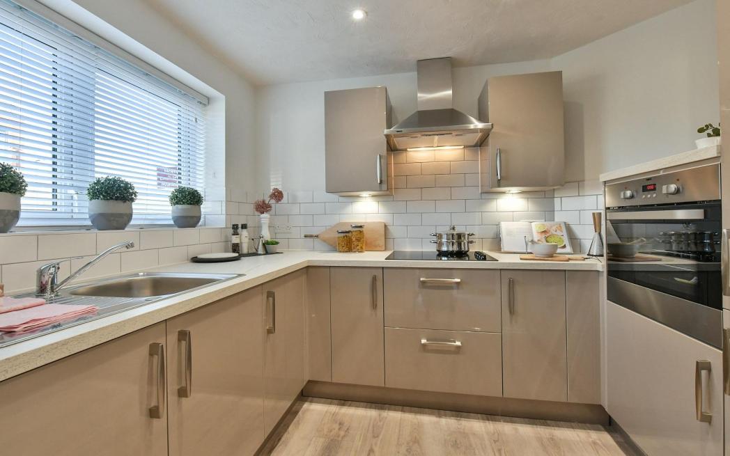 2 Bed Apartment Kitchen 1920x1080