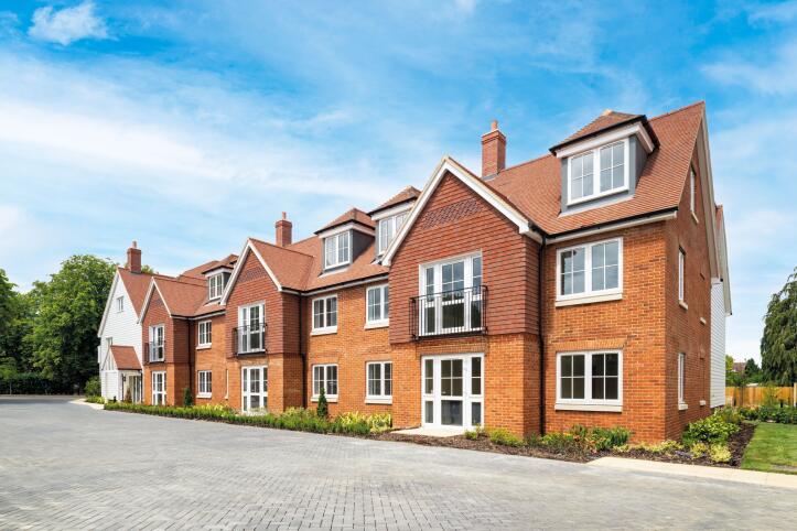 Baker Lodge Staplehurst front elevation 1920x1440   No signage