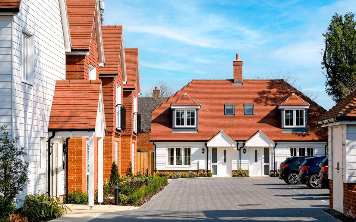 Baker Mews Staplehurst Front Elevation 1920x1080 2
