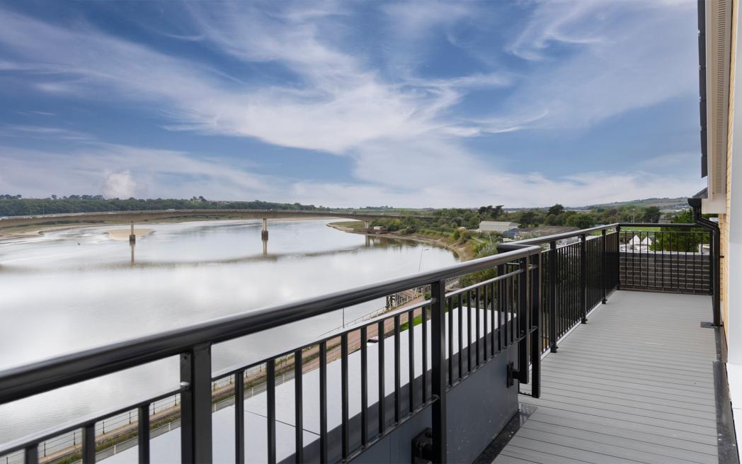 Barum Lodge, Barnstaple balcony view 1920x1080