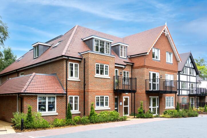Charrington Lodge, Oxted 1920x1080