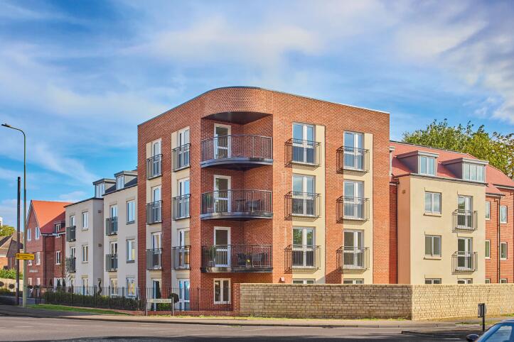 Clementine Lodge Bicester front elevation 1920x1080   No signage
