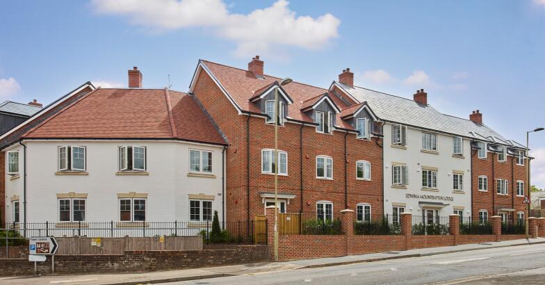 Front elevation at Edwina Mountbatten Lodge, Romsey 1920x1080
