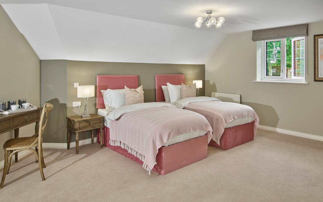 Guest Suite at Edwina Mountbatten Lodge, Romsey 1920x1080