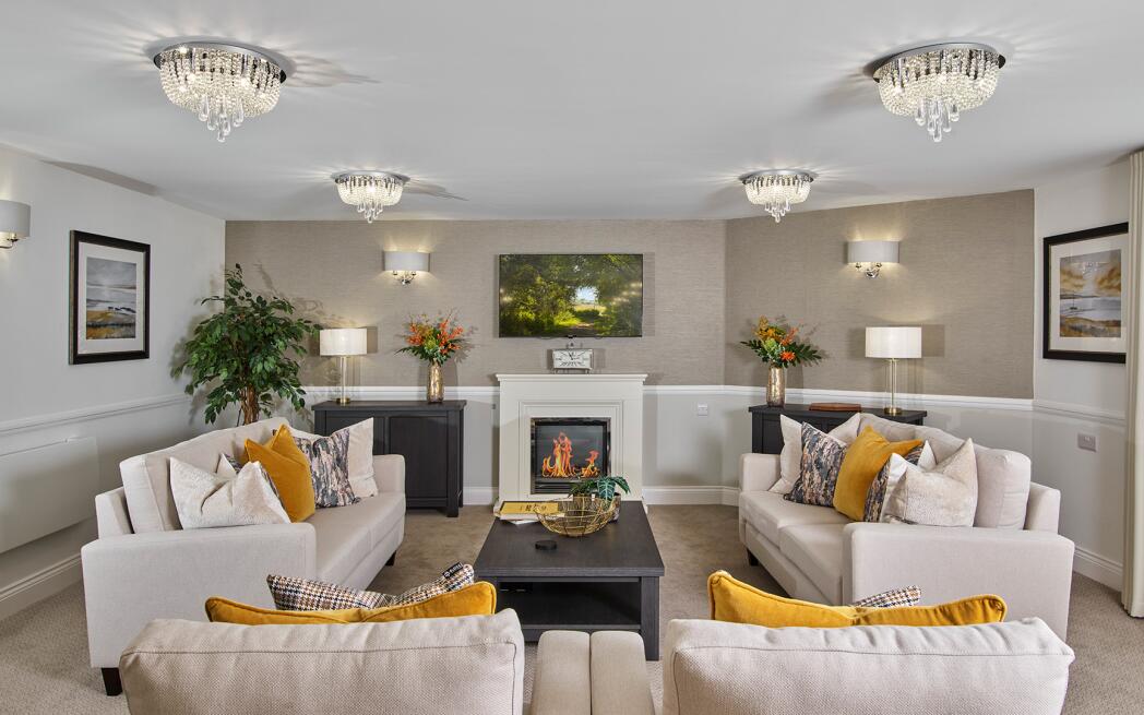 Residents' Lounge at Edwina Mountbatten Lodge, Romsey 1920x1080 2