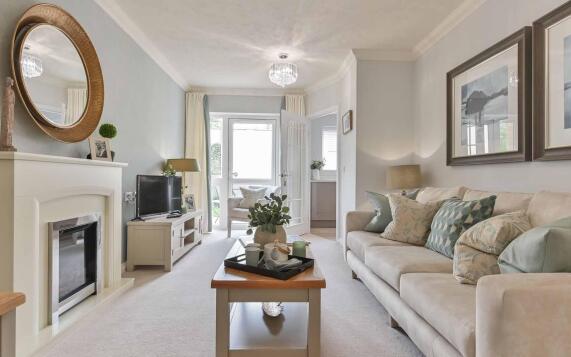 St Andrews Lodge 2bed livingroom 1920x1080