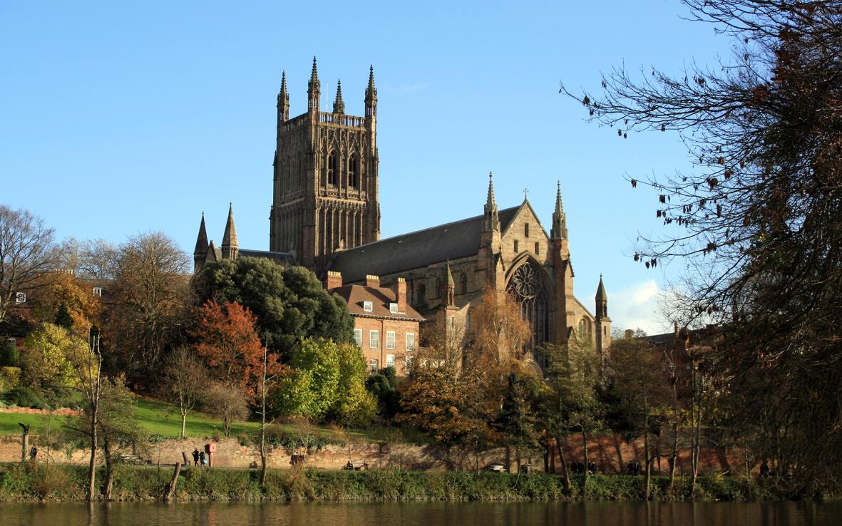 Worcester cathedral 1920x1080