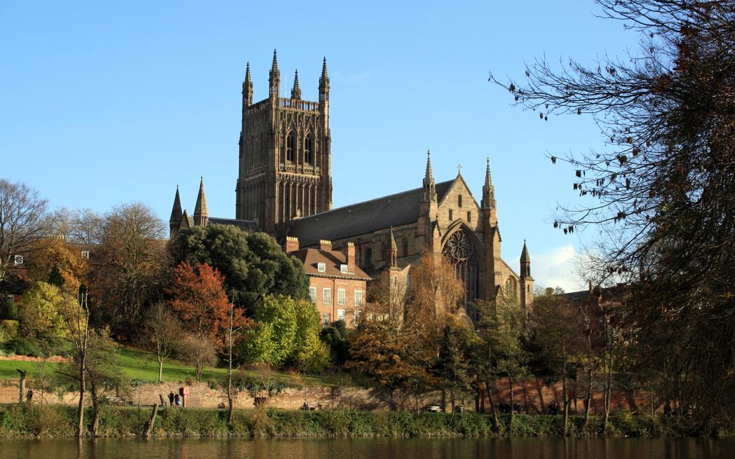 Worcester cathedral 1920x1080