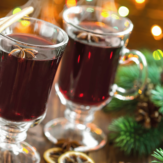 Christmas drinks mulled wine