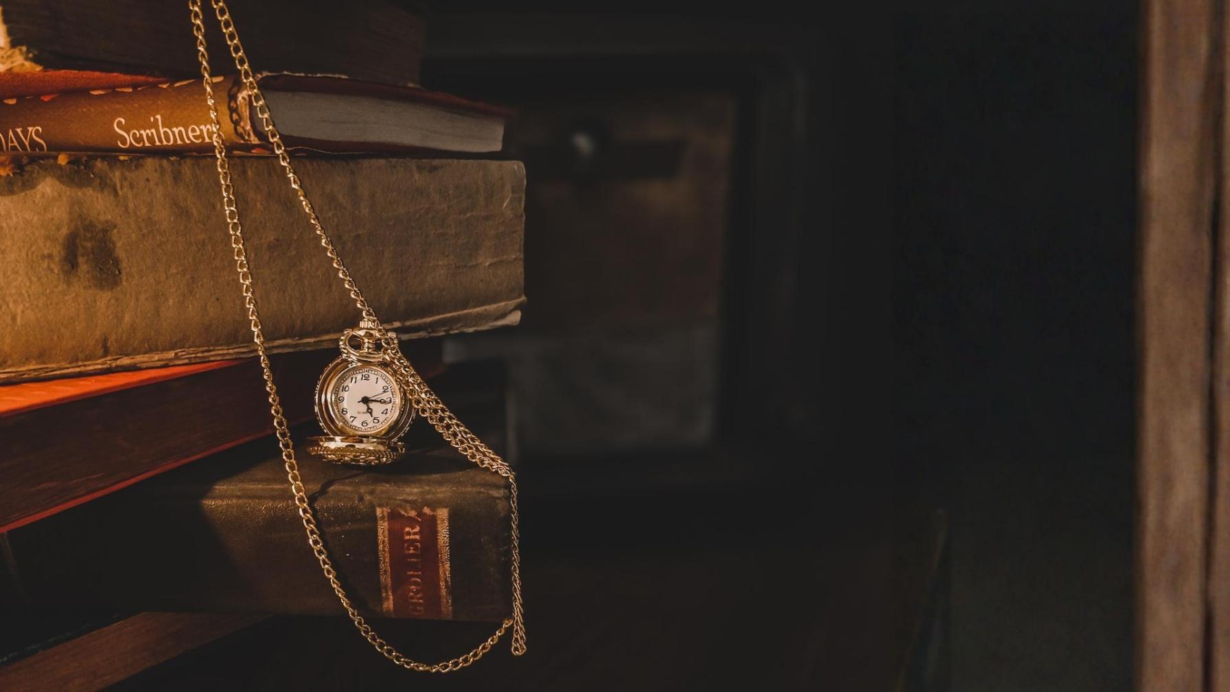 History Clock Watch