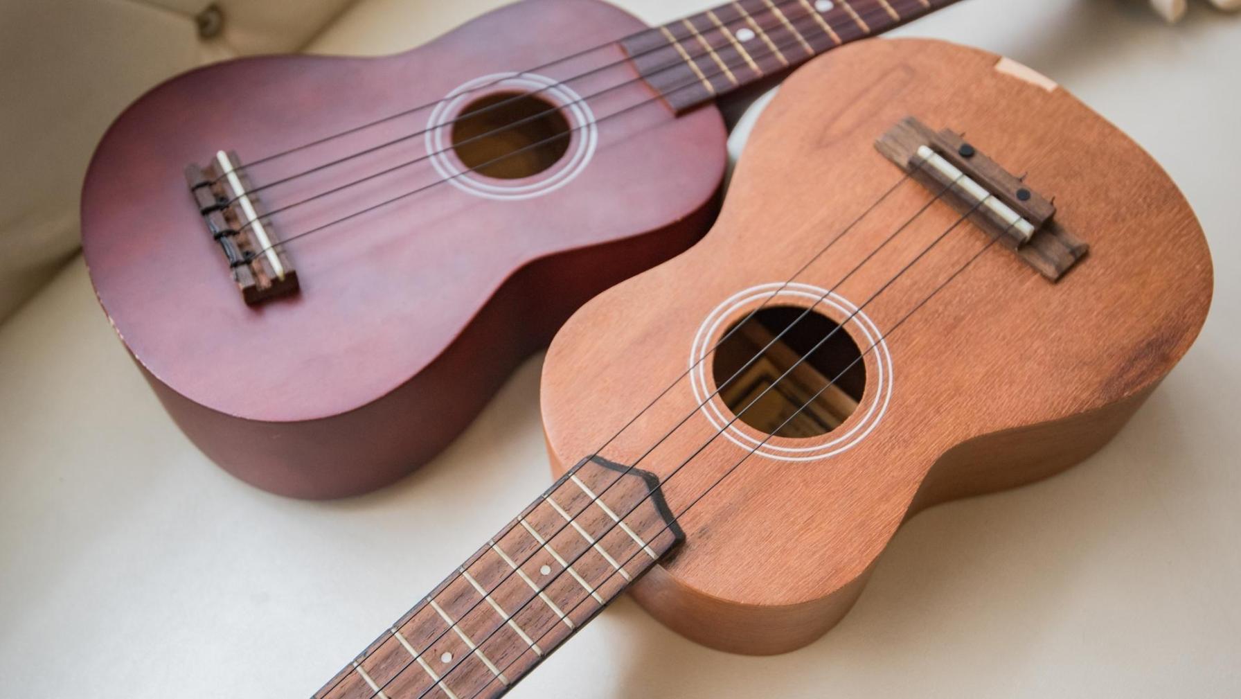Ukulele guitars 3