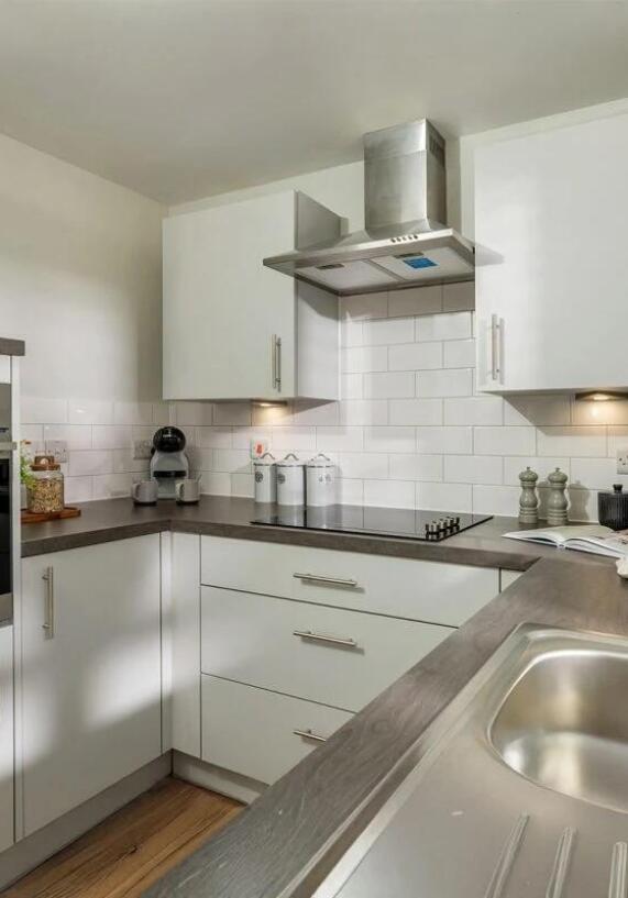 Typical Kitchen at Ford Lodge 1920x1080 2 1 1400x800