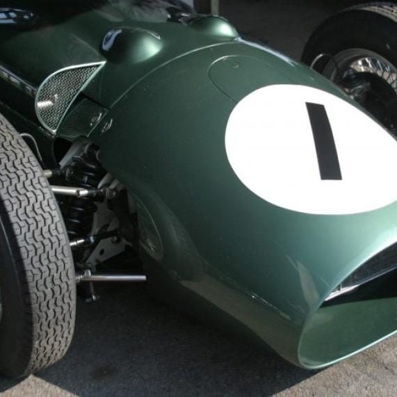 iStock 174625189 West Midlands Motor Museum 800x500