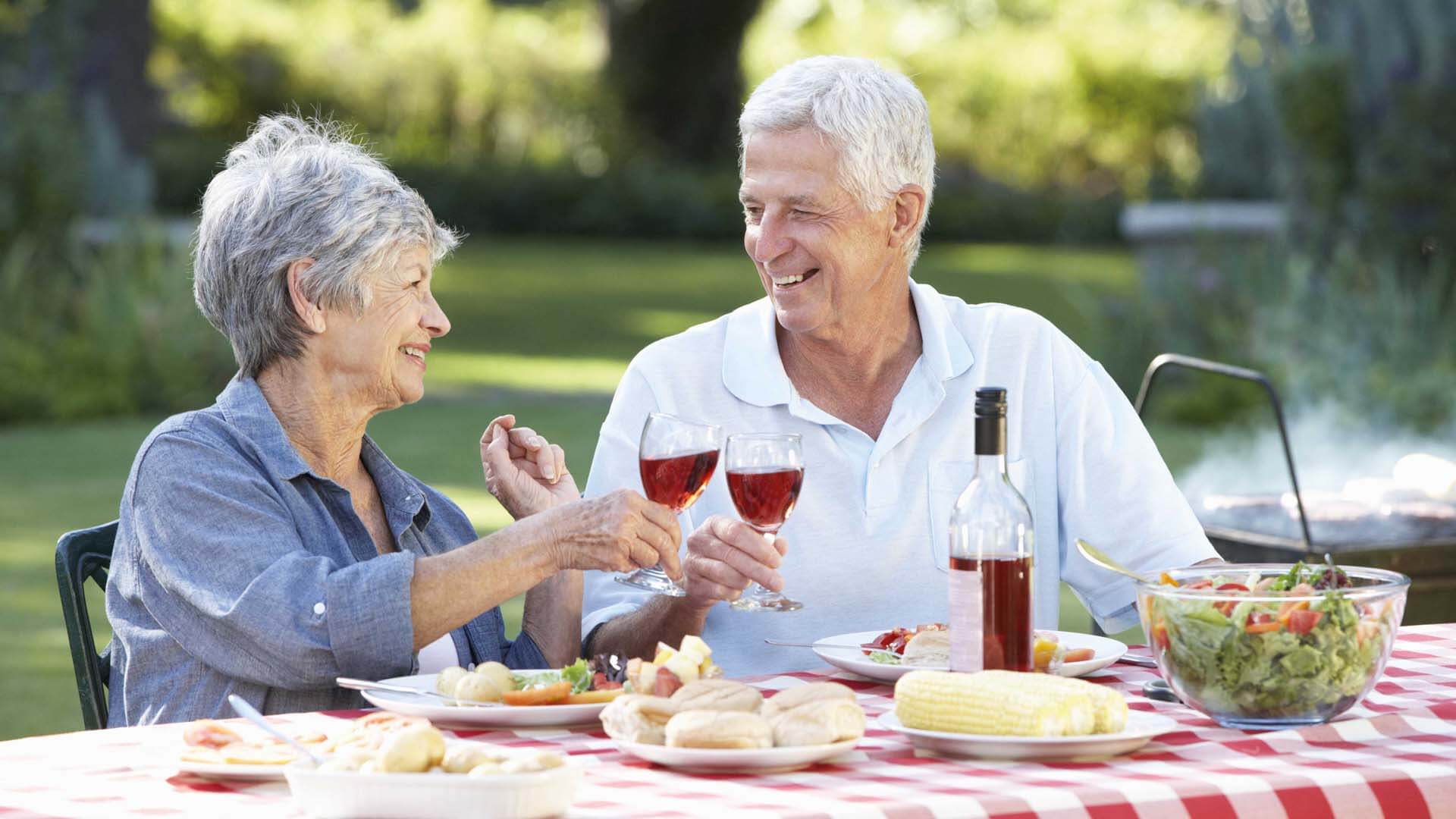Couple outdoors dinner wine Couple outdoors dinner wine 1920x1080